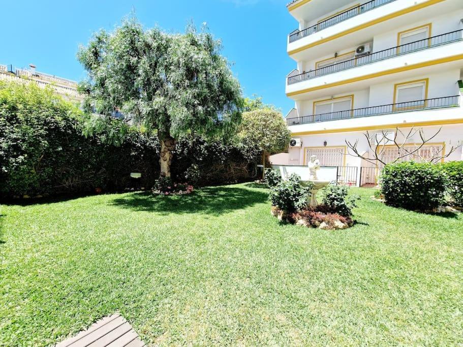 Butibamba Beach Apartment Ла Кала де Михас Екстериор снимка
