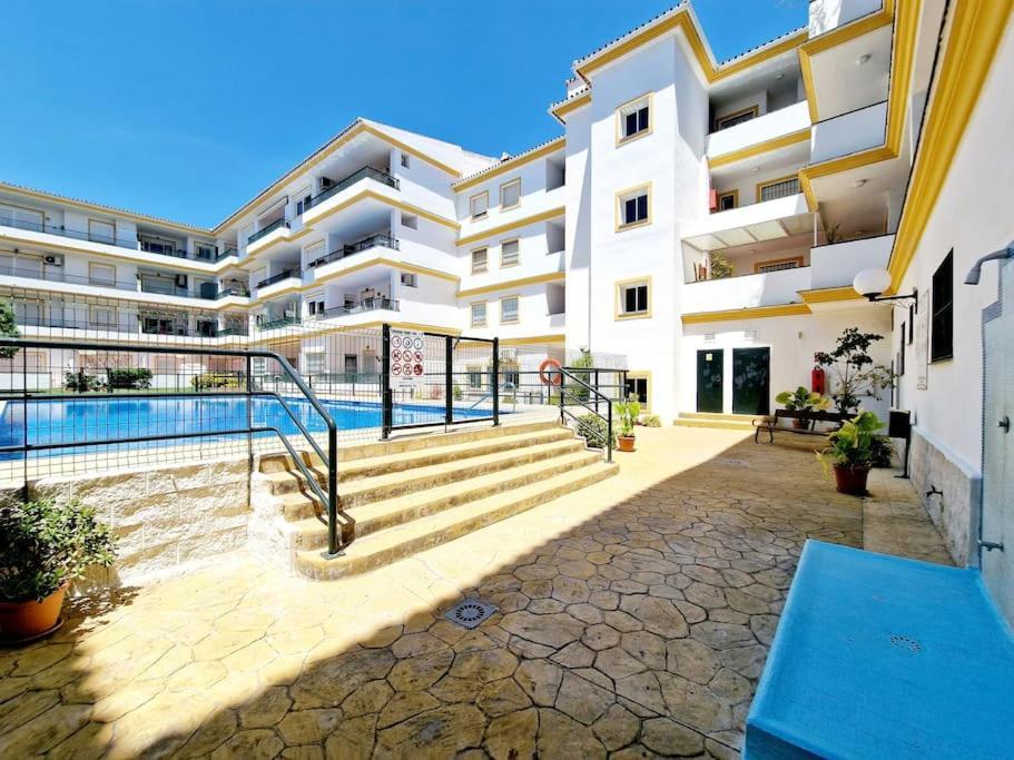 Butibamba Beach Apartment Ла Кала де Михас Екстериор снимка