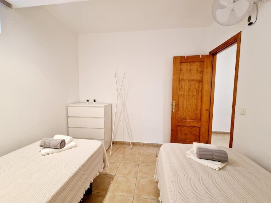 Butibamba Beach Apartment Ла Кала де Михас Екстериор снимка
